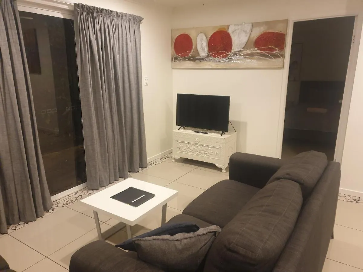 Homestyle Hostel - 18-36Yrs Caloundra Australia